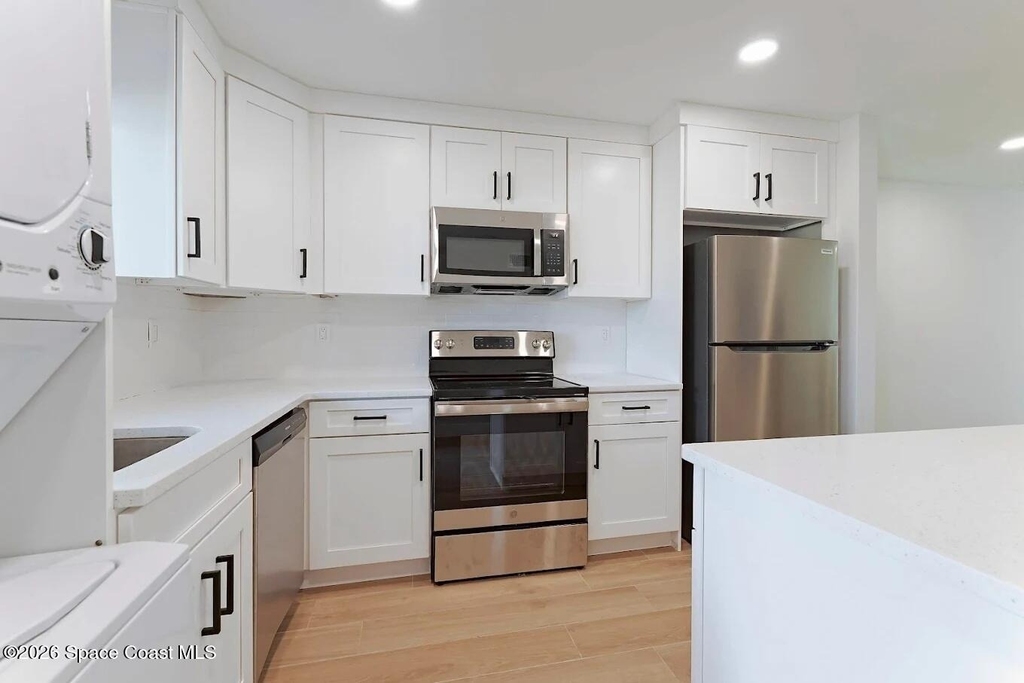 904 Wave Crest Avenue - Photo 7