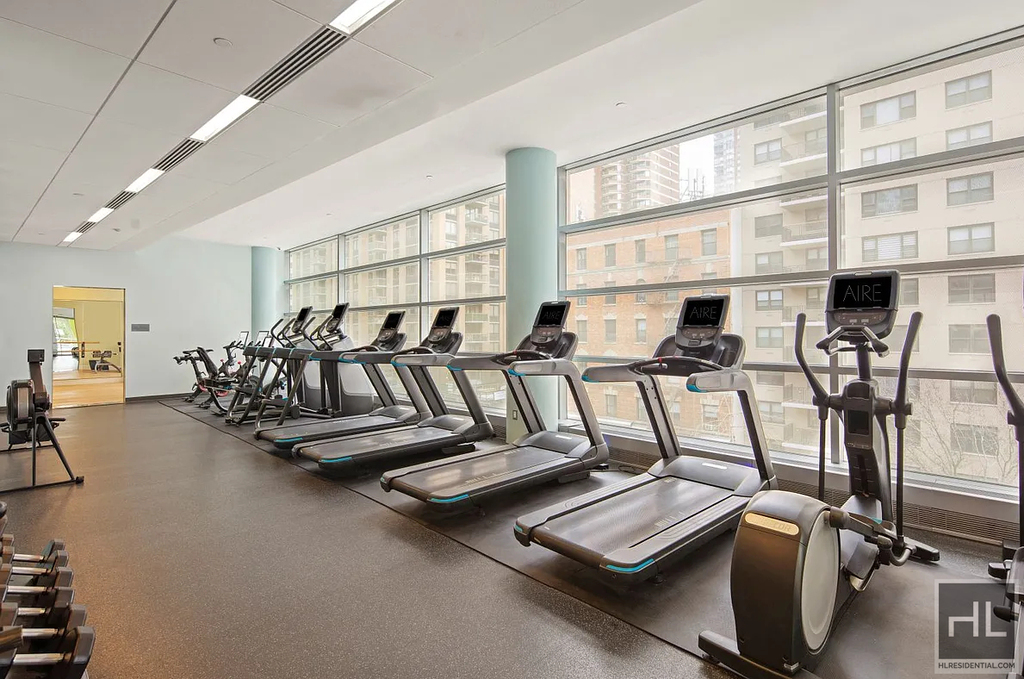 West 67th Street - Photo 5