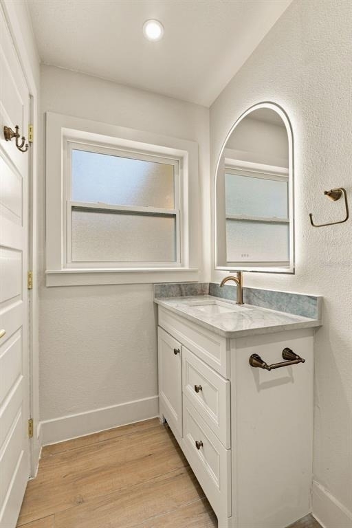 3946 Helena Street Ne - Photo 21