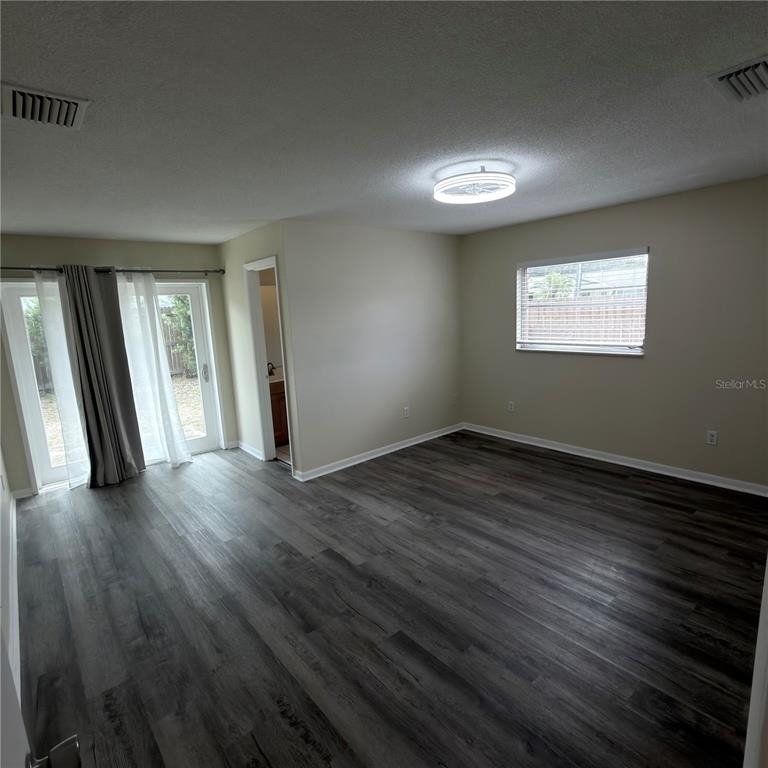 1405 N Saturn - Photo 6