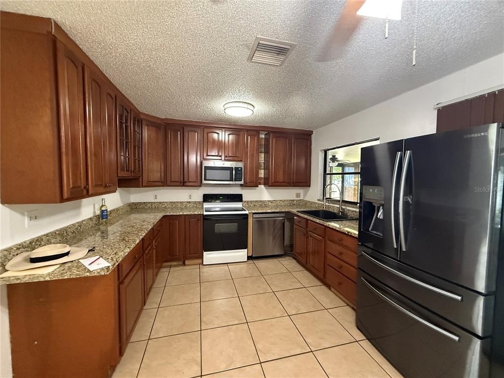 2944 58th Avenue N - Photo 6