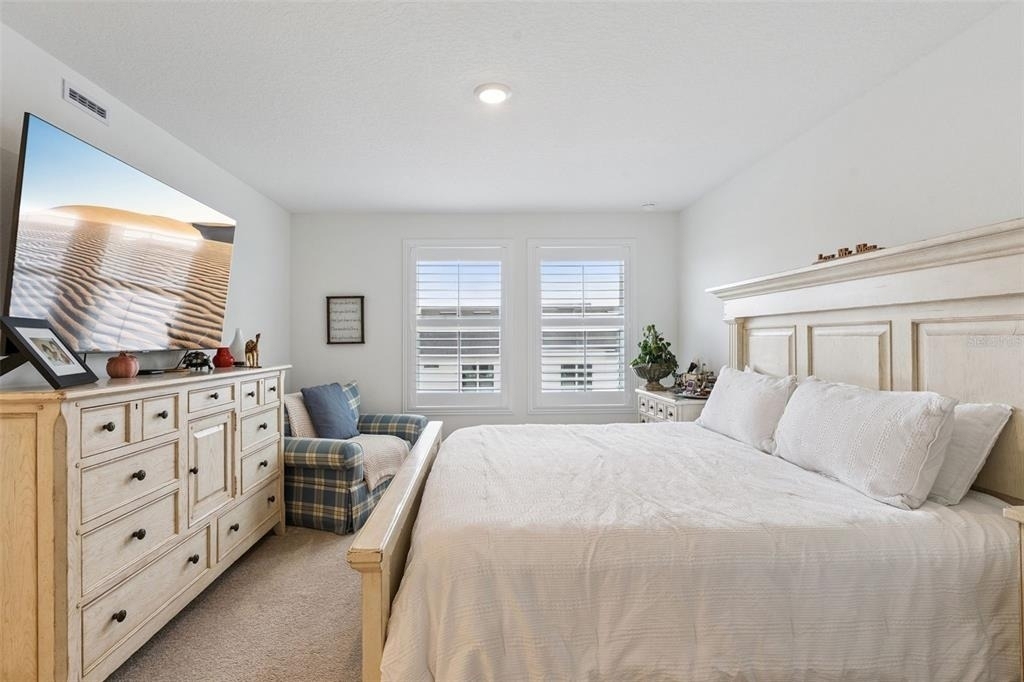15387 Hamlin Park Drive - Photo 6