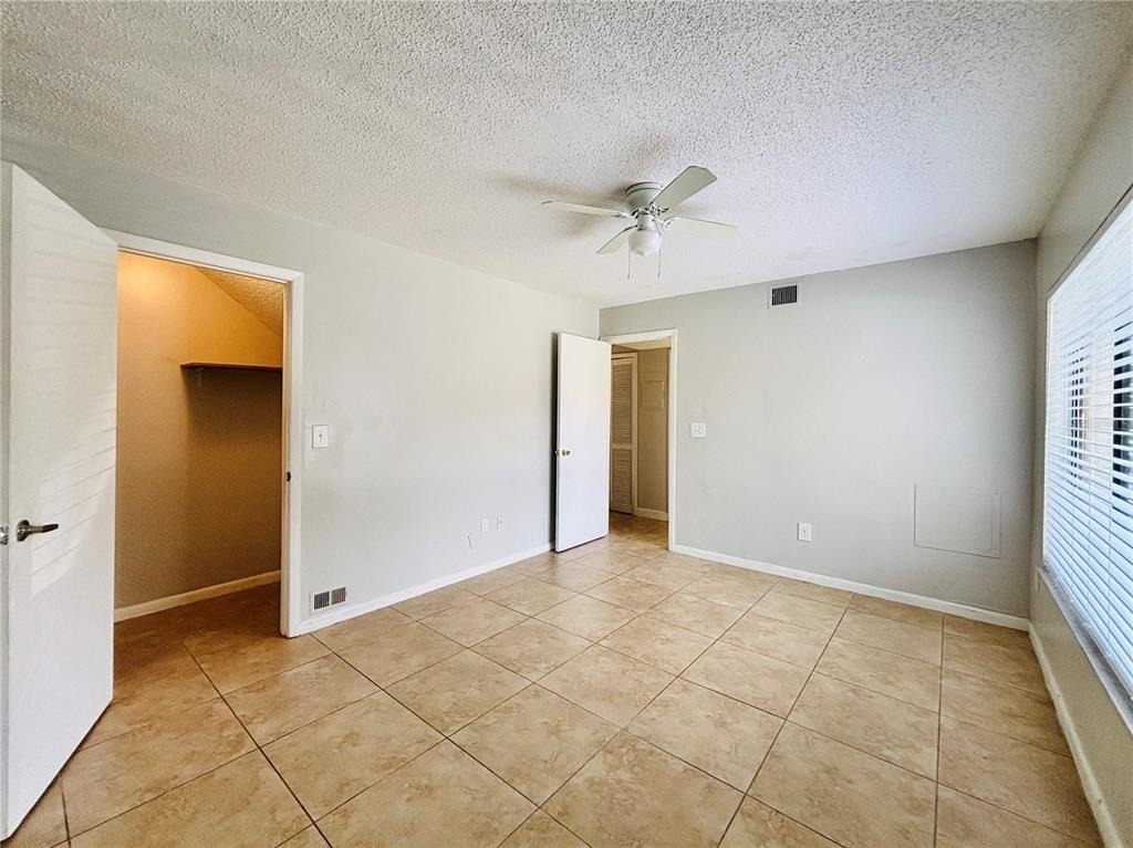 12236 Fox Hound Lane - Photo 19