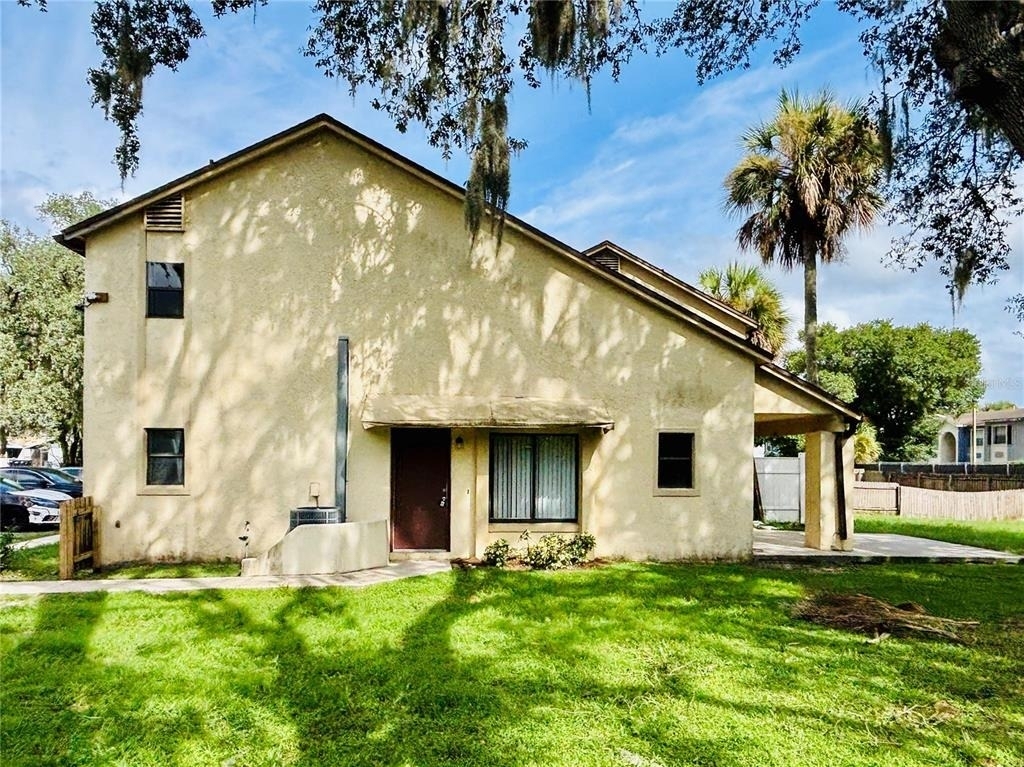 12236 Fox Hound Lane - Photo 0