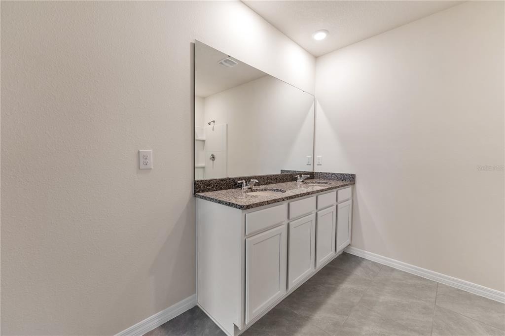 320 Guadlupe Street - Photo 14