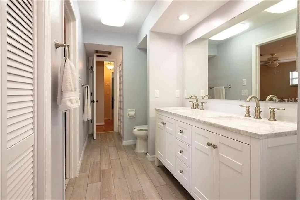 421 Palm Avenue N - Photo 10