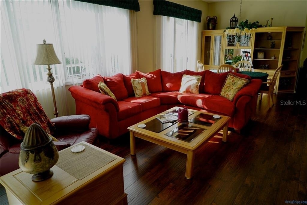 8718 53rd Terrace E - Photo 4