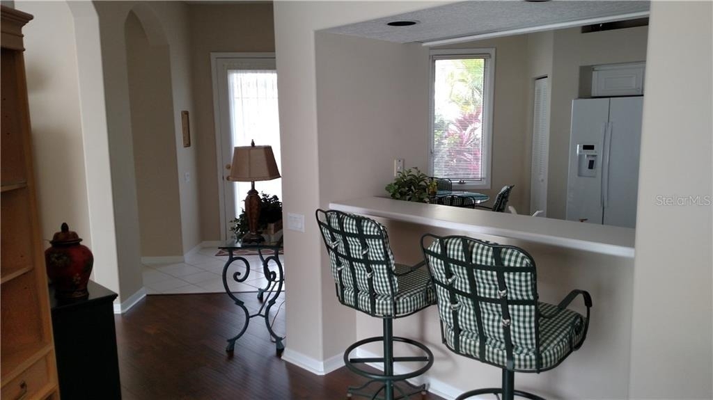 8718 53rd Terrace E - Photo 2