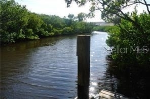 950 Waterside Lane - Photo 31