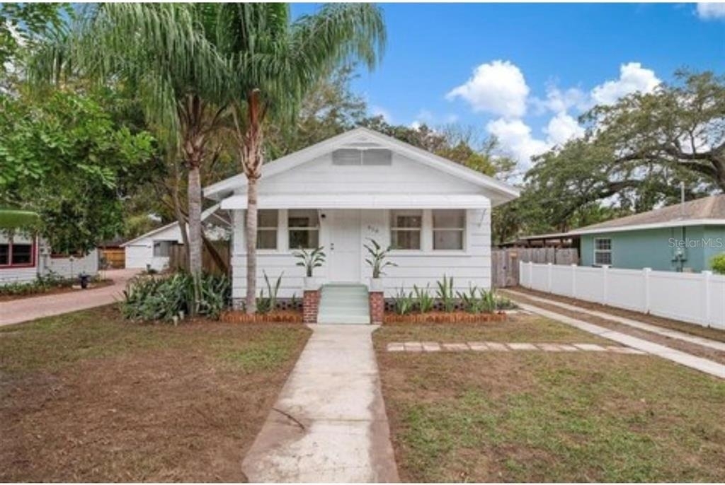 918 16th Street W - Photo 2