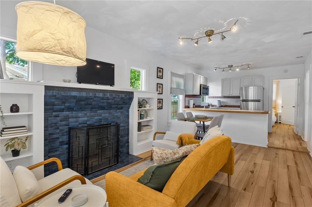 918 16th Street W - Photo 10