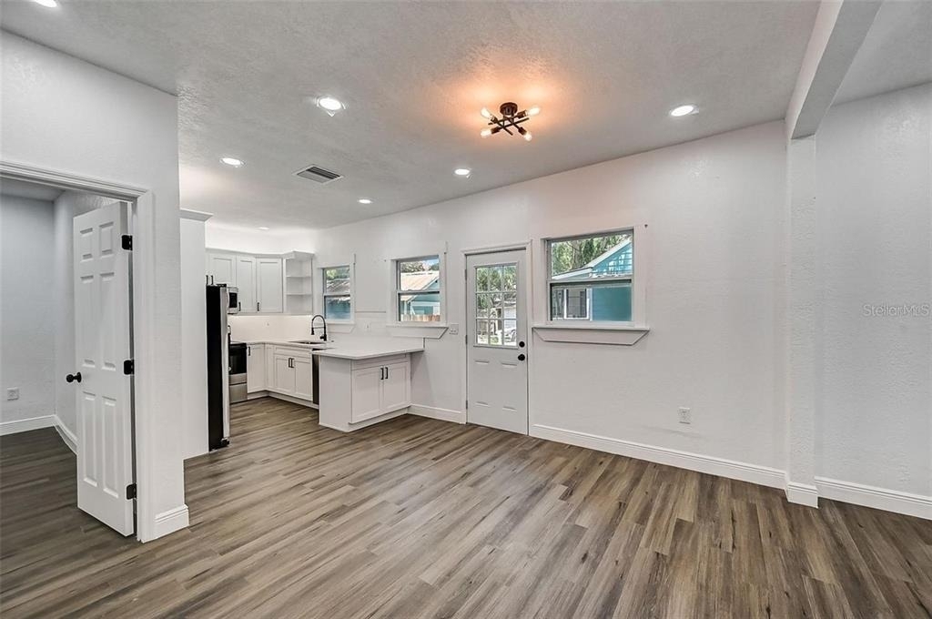 1622 Ballard Park Drive - Photo 6