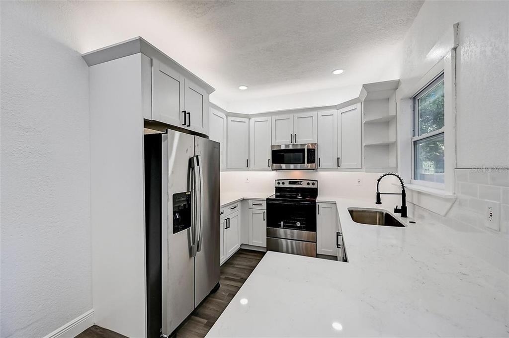 1622 Ballard Park Drive - Photo 10