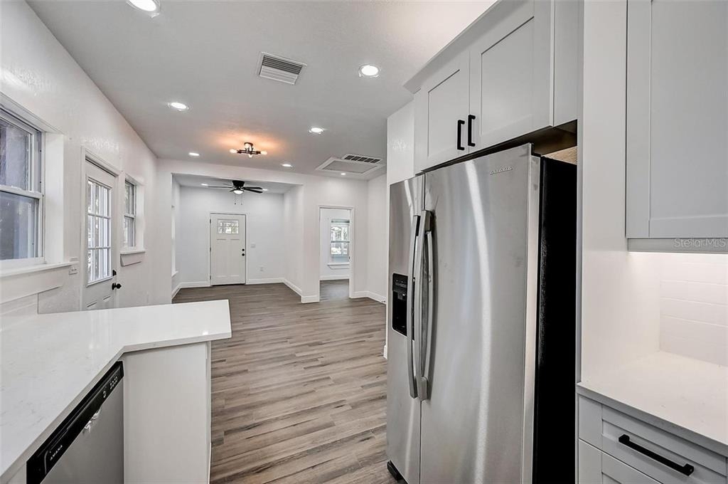 1622 Ballard Park Drive - Photo 11
