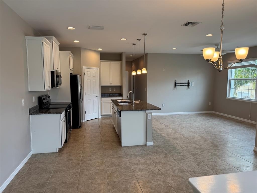 4271 Expedition Way - Photo 3