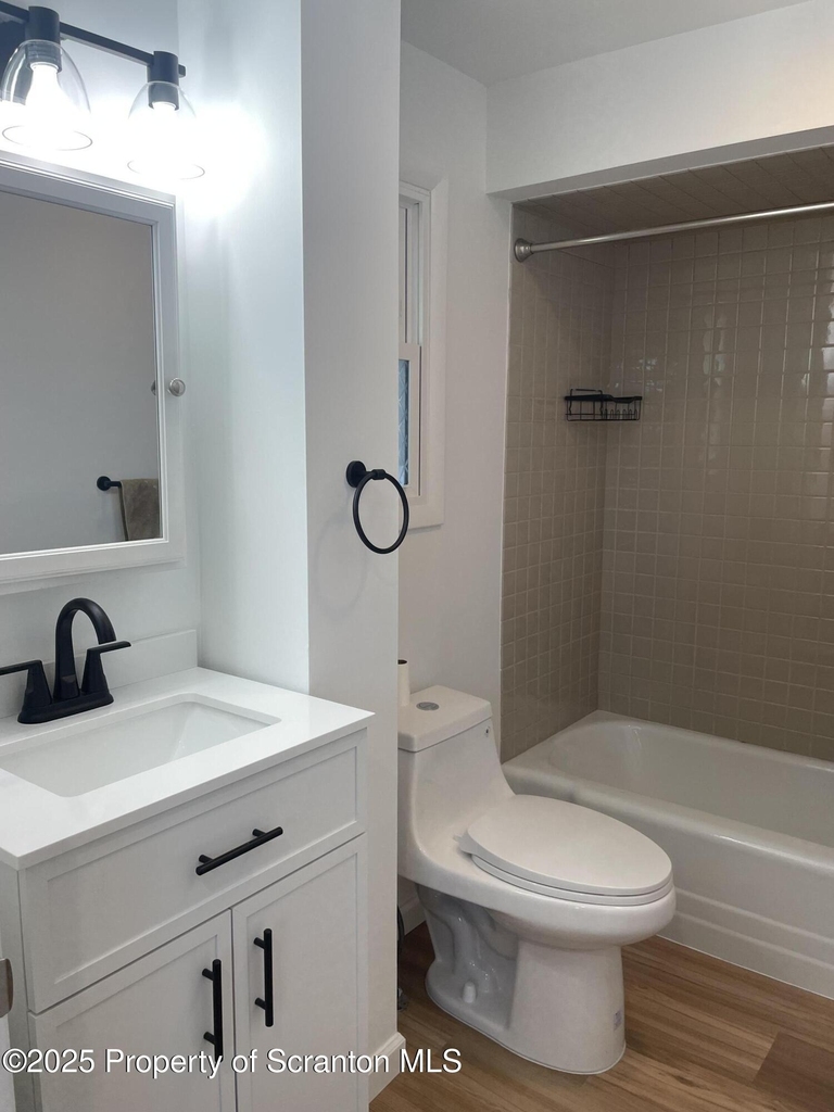 1064 Lincoln Street - Photo 9