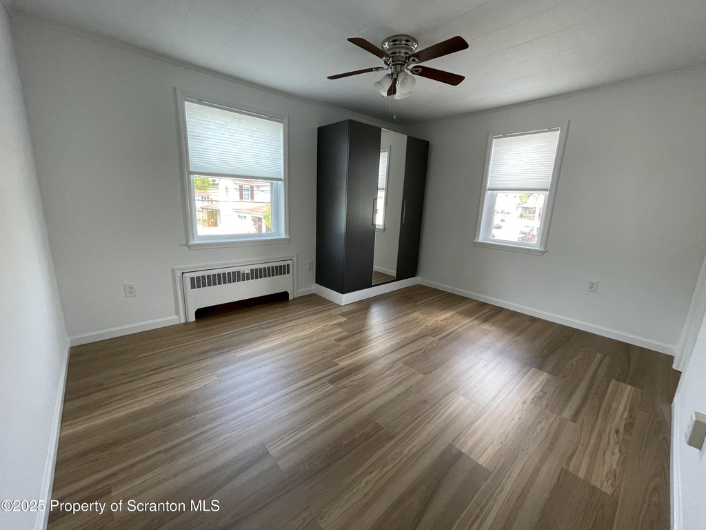 1064 Lincoln Street - Photo 6