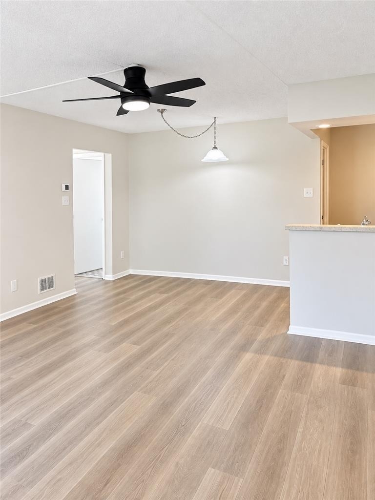 2677 Rolling Green Drive - Photo 2