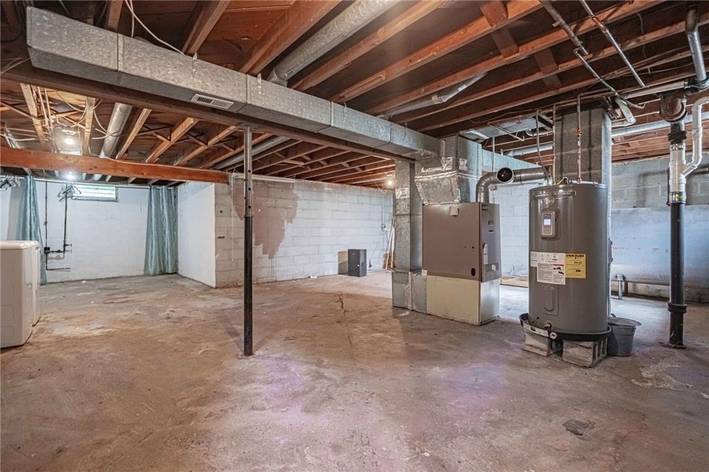 1884 Reading Drive - Photo 11