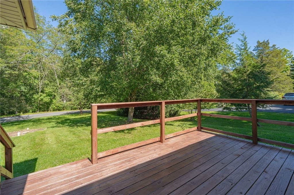 1884 Reading Drive - Photo 18