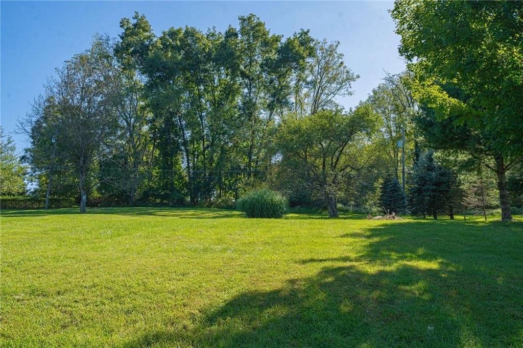 1884 Reading Drive - Photo 21