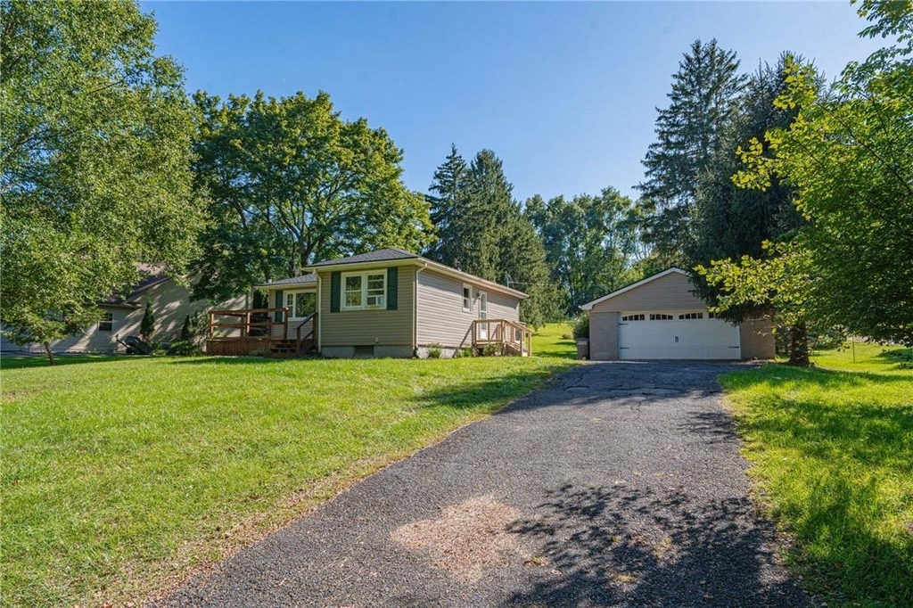1884 Reading Drive - Photo 1