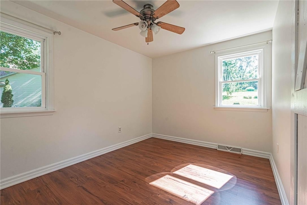 1884 Reading Drive - Photo 9