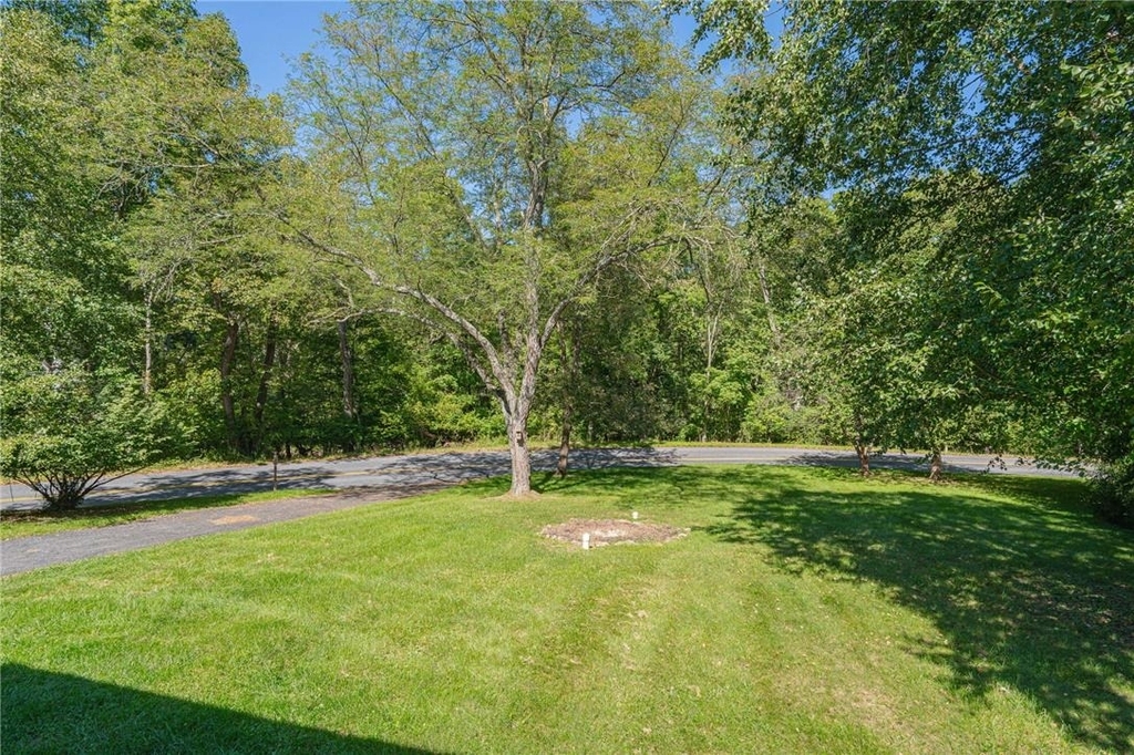 1884 Reading Drive - Photo 19