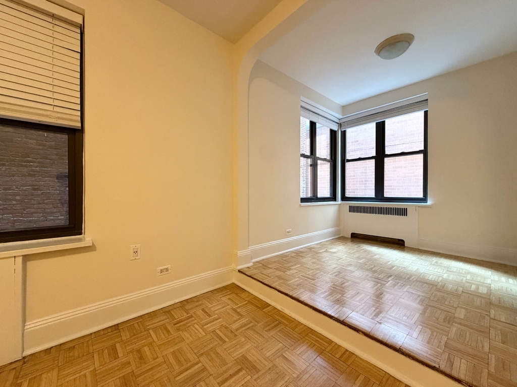 24th Street & Park Ave S.  - Photo 1