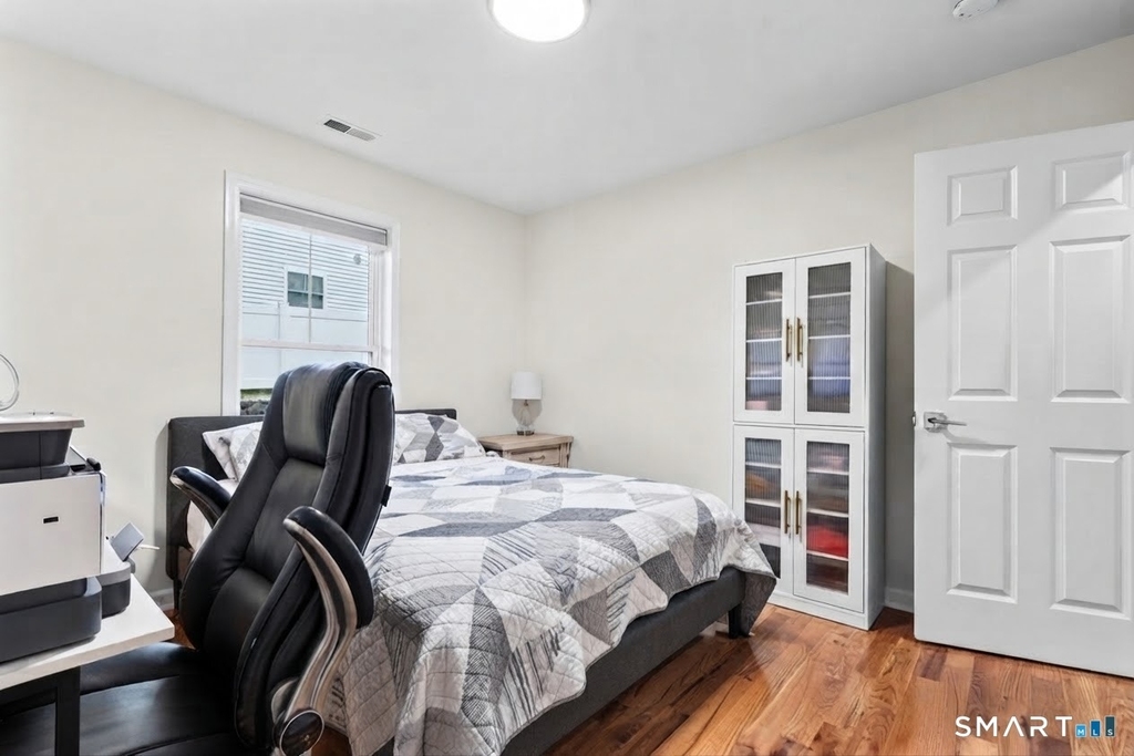 65 Sterling Street - Photo 17