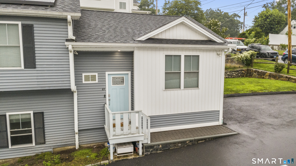 65 Sterling Street - Photo 1