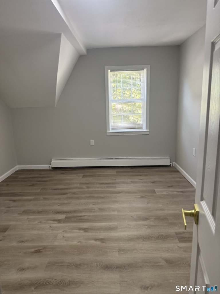 29 Glastonbury Avenue - Photo 14