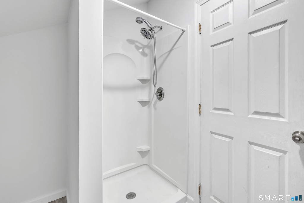 72 Bennett Avenue - Photo 31