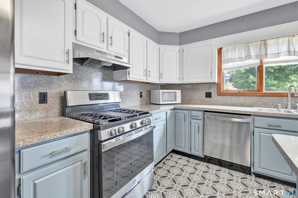 72 Bennett Avenue - Photo 17