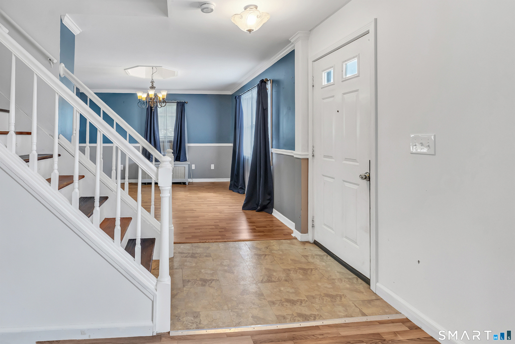 72 Bennett Avenue - Photo 3