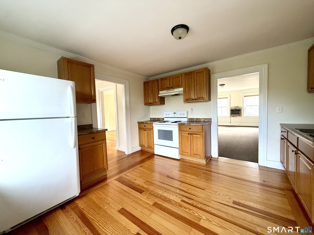 63 Academy Street - Photo 2