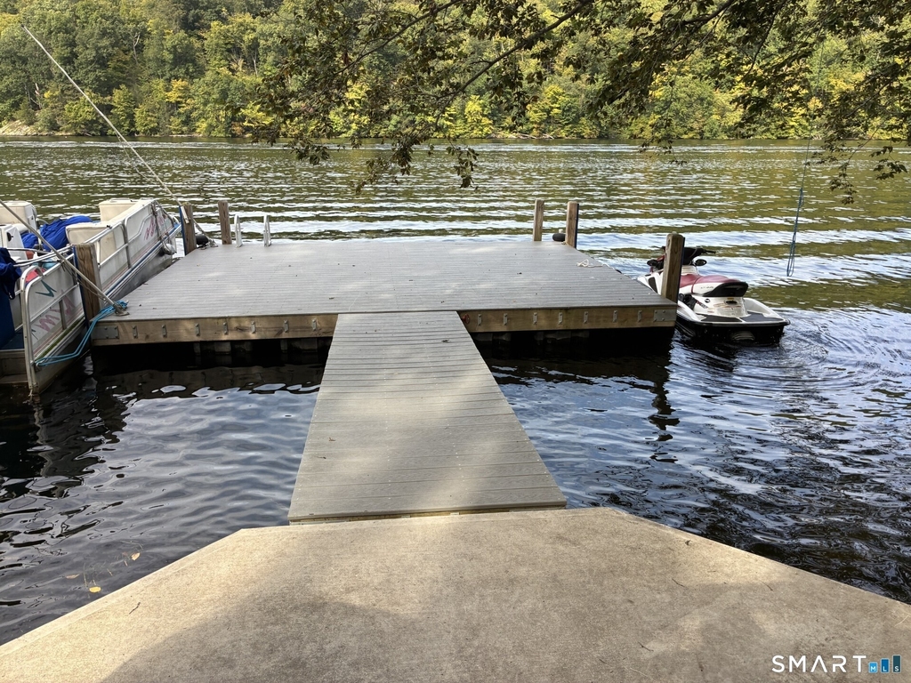 11 Mohawk Trail - Photo 1
