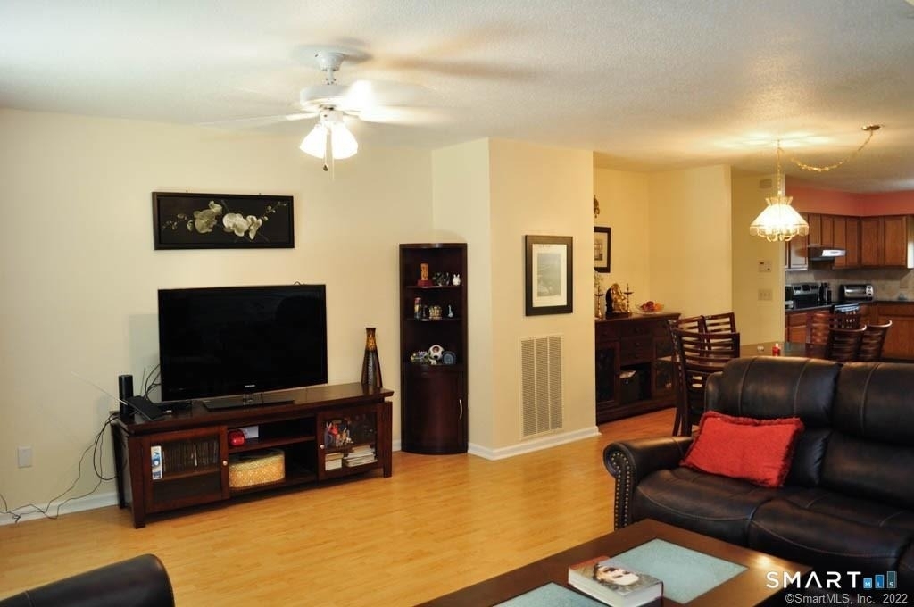 605 Sand Stone Drive - Photo 8