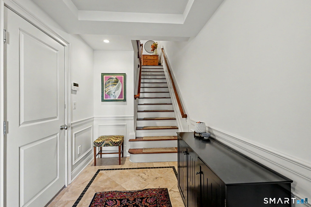 70 Riverdale Avenue - Photo 3