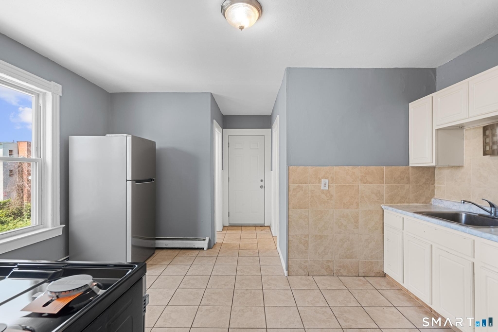66 Standish Street - Photo 3
