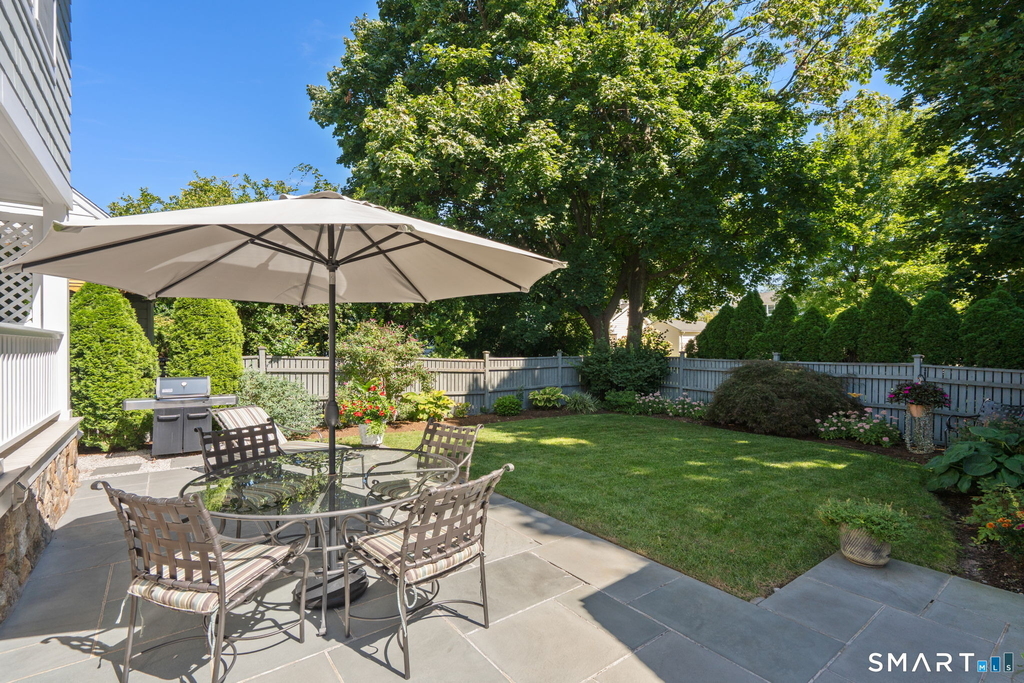 717 Riverside Drive - Photo 35