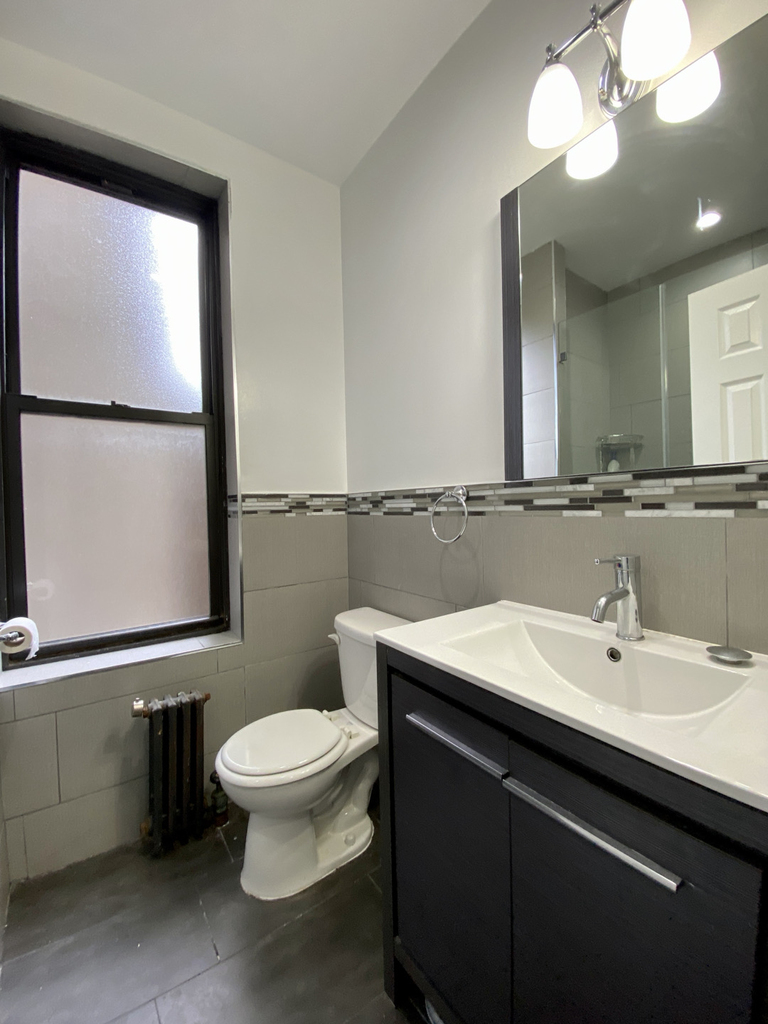 330 Lewis Avenue - Photo 3