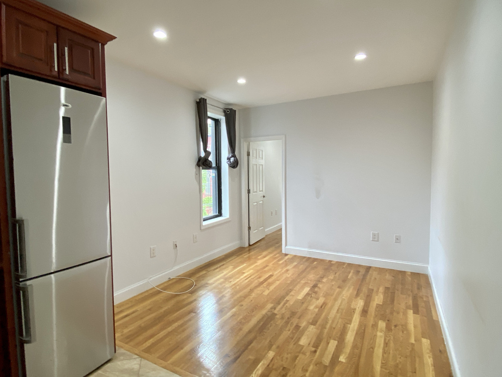 330 Lewis Avenue - Photo 6