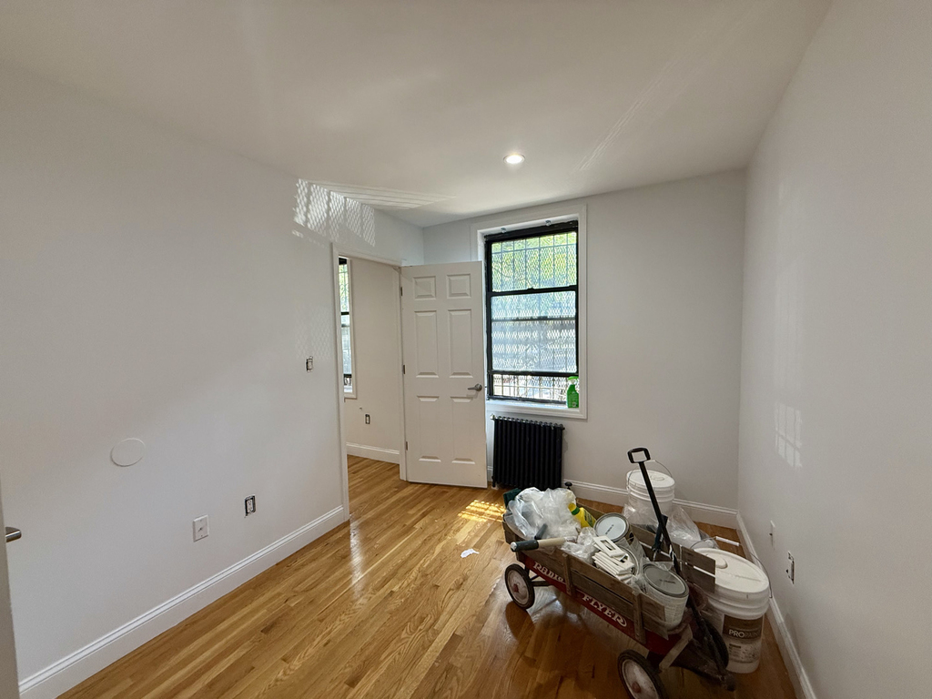 57 Herkimer Street - Photo 4