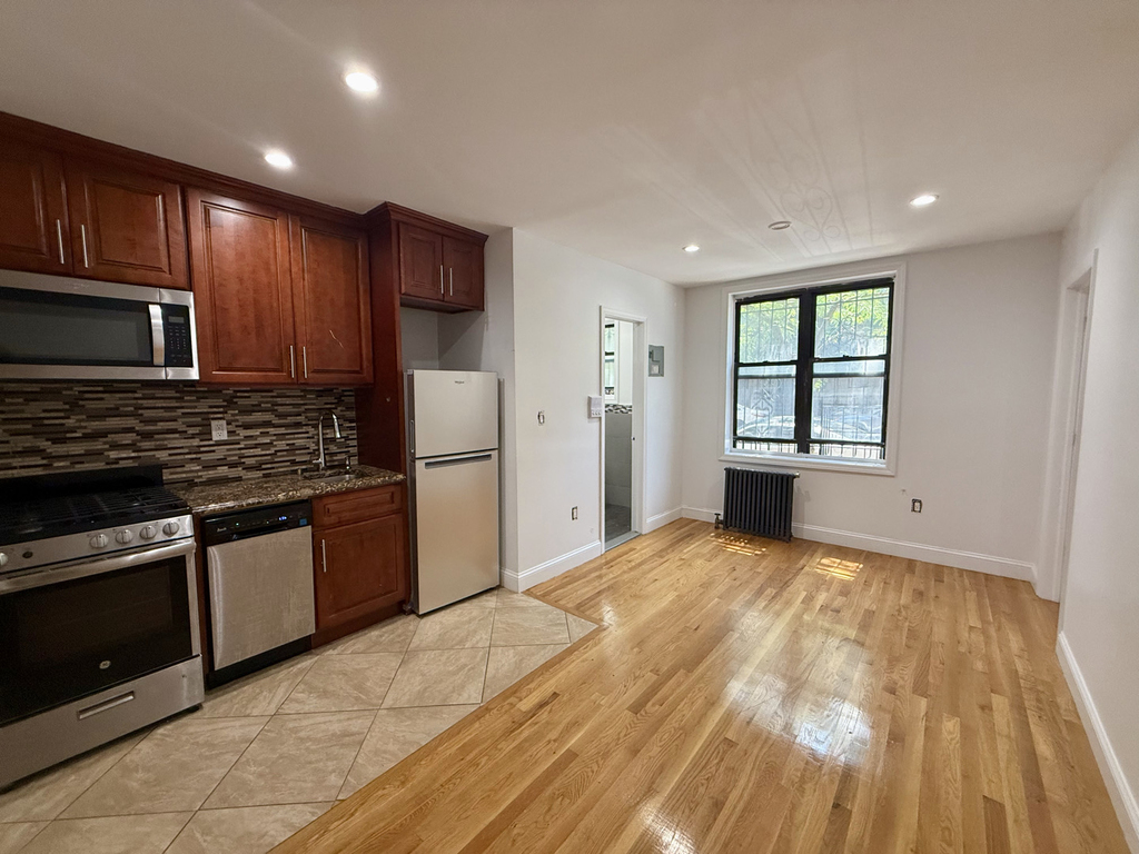 57 Herkimer Street - Photo 0