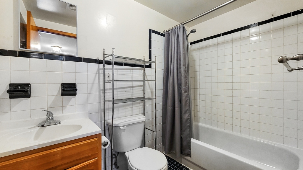 1797 Lexington Avenue - Photo 7