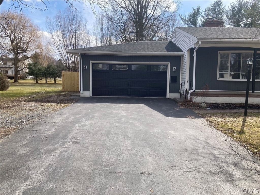 449 Bugbee Drive - Photo 2