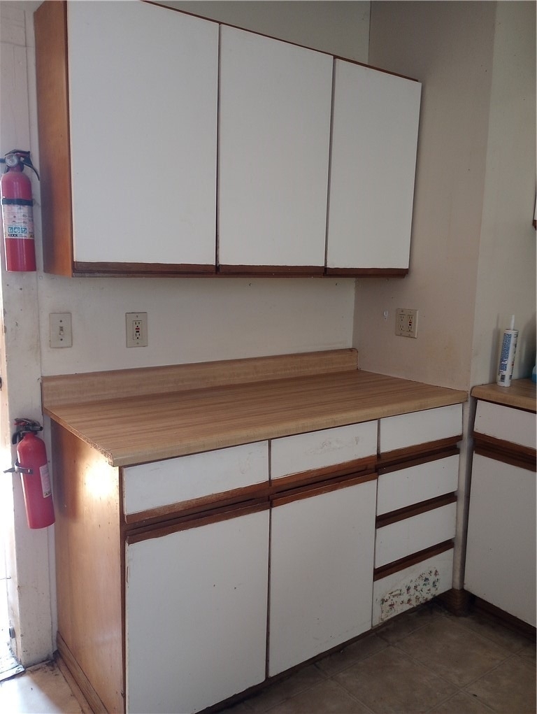 81 Maple Street - Photo 1