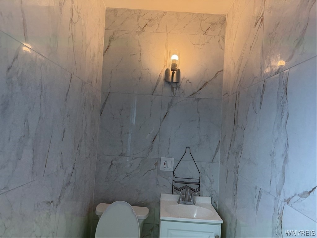 165 Playter Street - Photo 12