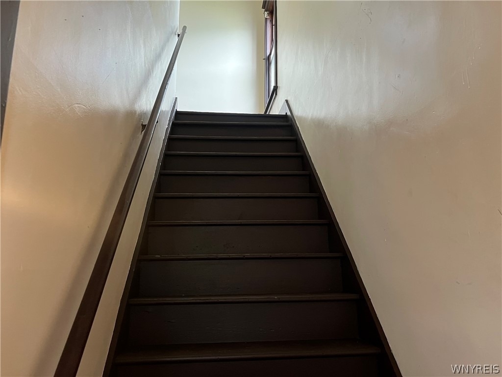 110 Briscoe Avenue - Photo 1